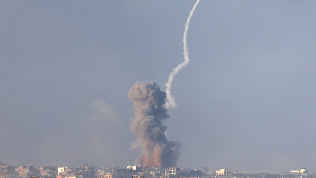 An Israeli strike on a camp in Rafah kills 21 people